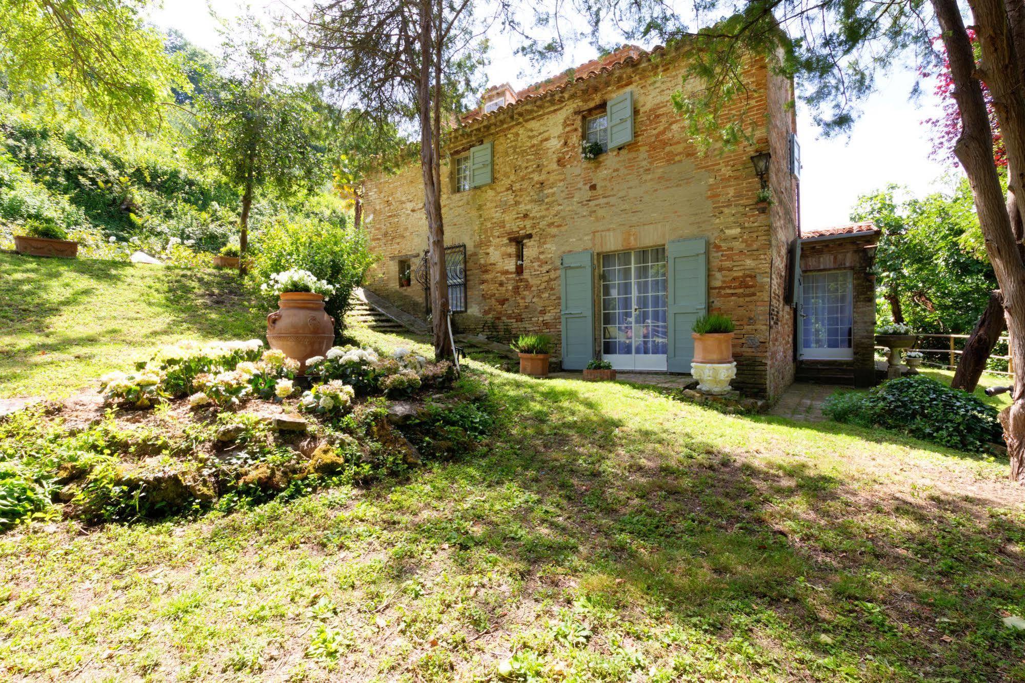 B&B La Residenza Del Poeta Montesicuro Esterno foto